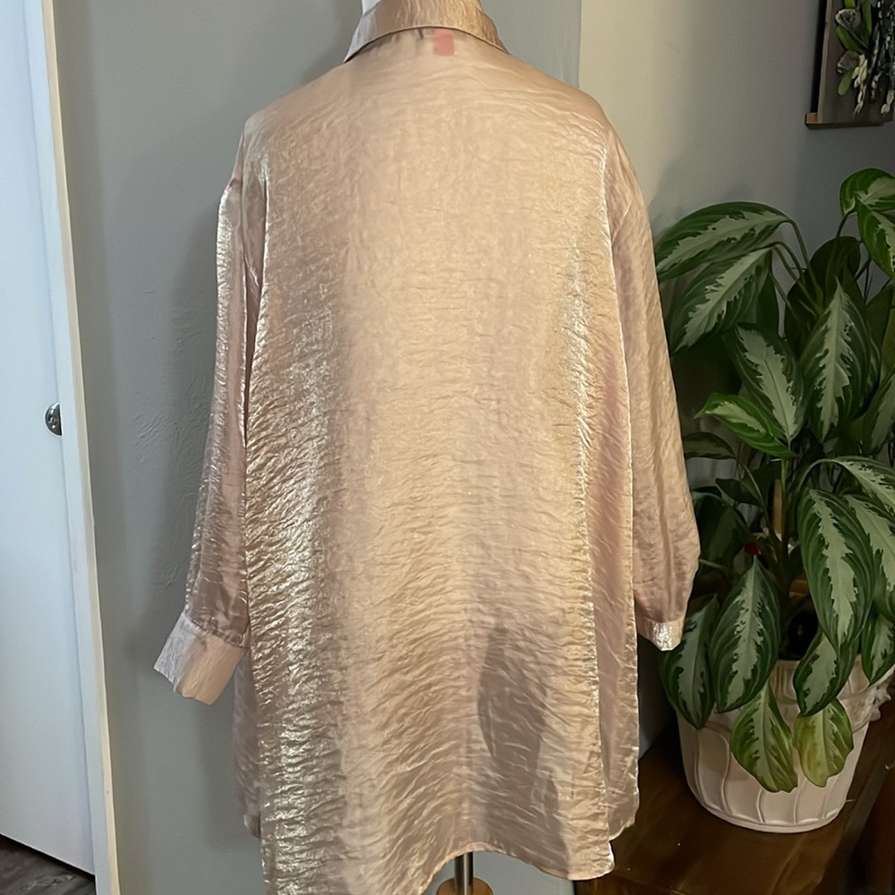 Vince Camuto Gold Organza Shirt - Picture 2 of 10